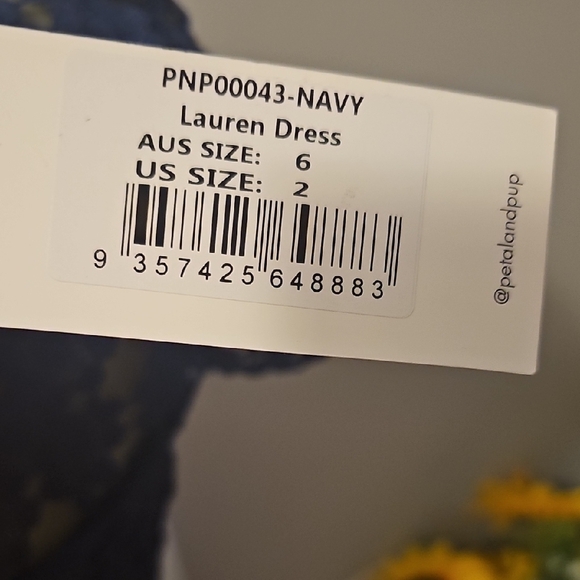 NWT PETAL+PUP LAUREN DRESS Elegant Navy Lace Midi Dress SZ 2 - Picture 10 of 12